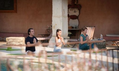Cours de Yoga au Domaine des Clos
