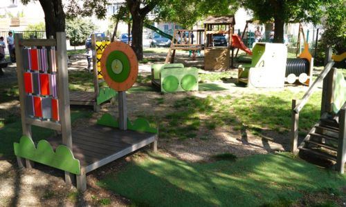 Aire de jeux -Place de l'avenir