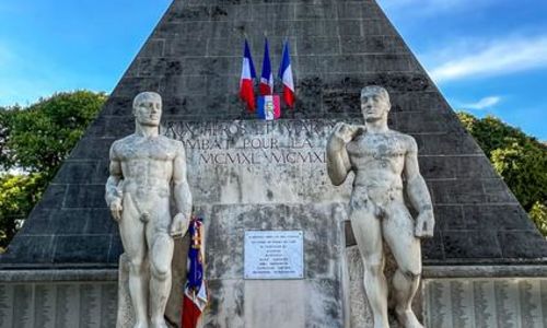 Le monument &agrave; la m&eacute;moire des martyrs de la r&eacute;sistance