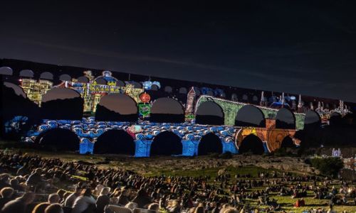 Guerre et paix - Spectacle son et lumi&egrave;re au Pont du Gard