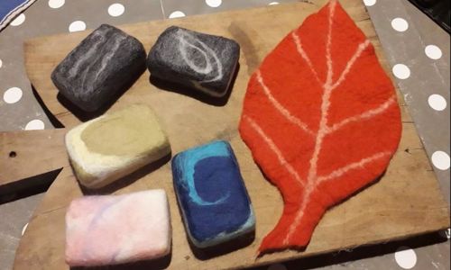 Atelier - Cr&eacute;er des savons feutr&eacute;s avec Objectif Laine