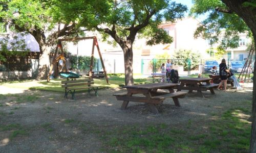 Aire de pique-nique - Place de l'avenir