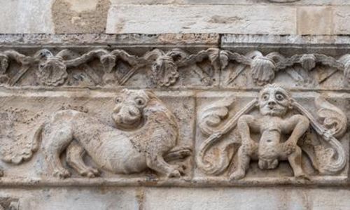 Monstres et figures de l'&eacute;trange