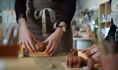 Atelier - R&eacute;alisation d'un santon de Provence avec Cristine DARC