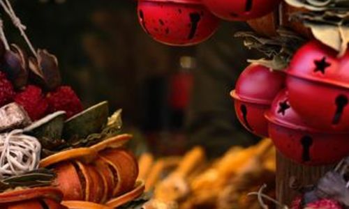 March&eacute; de No&euml;l