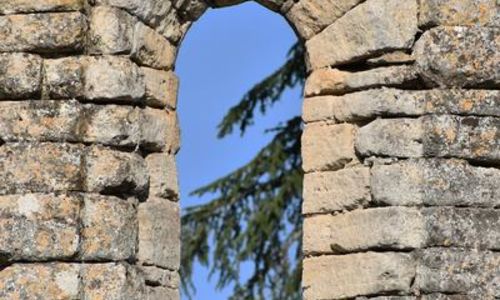 Randonn&eacute;e historique : les premi&egrave;res &eacute;glises d'Uz&egrave;s - Visite guid&eacute;e Uz&egrave;s, Ville d'art et d'histoire