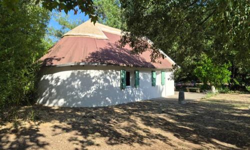 G&icirc;te Maison de gardian