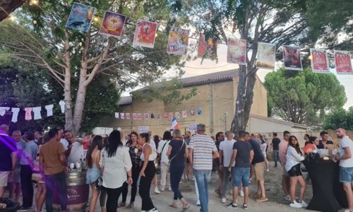 Bod&eacute;ga des Vignerons Maison Sinna&eacute;