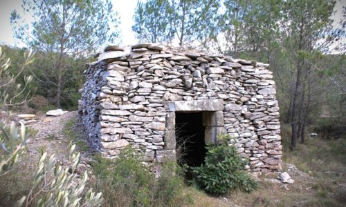 Balade guid&eacute;e : &agrave; la d&eacute;couverte des capitelles !