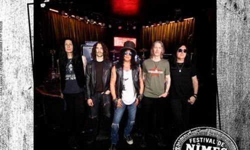 Slash featuring Myles Kennedy & The Conspirators
