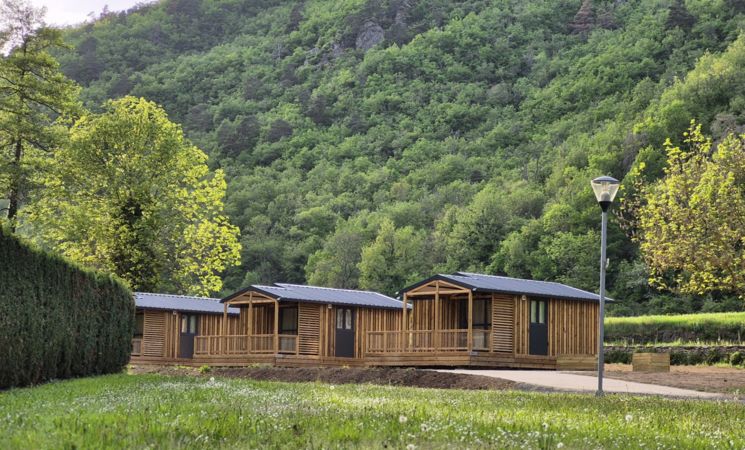 Camping de la Sianne - Chalets_Auriac-l'Église