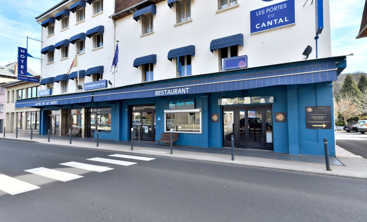 Les Portes du Cantal***