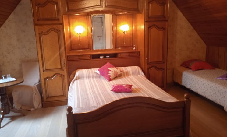 Chambre ROSE pour 4 pers