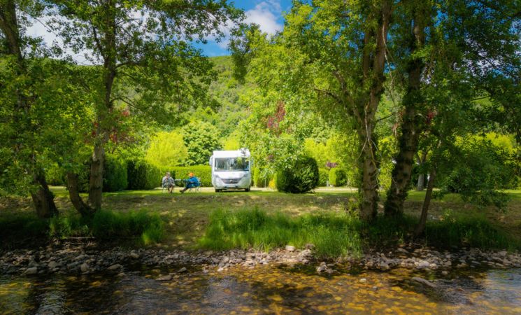 Camping municipal les Vigeaires_Ferrières-Saint-Mary