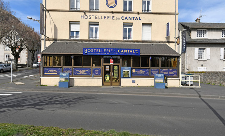 Hotel Les portes du Cantal