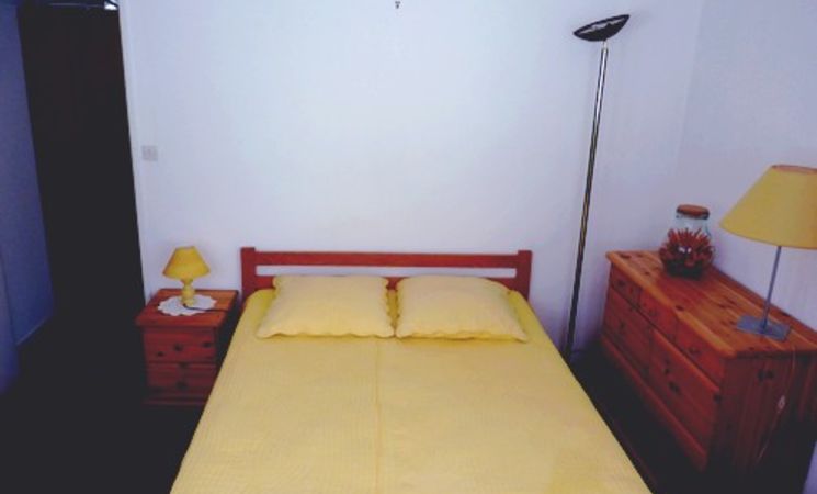 Dumont 1