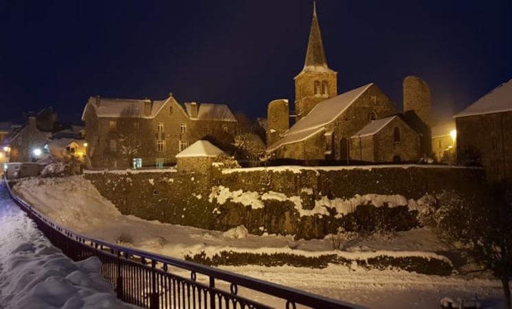 Village d'Allanche - hiver