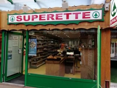 SPAR Deli Kat n Fred - Convenience store Local produce and roast chicken