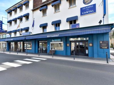 Les Portes du Cantal***