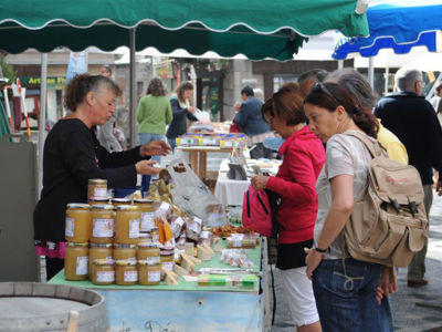 Marché traditionnel de Neussargues Moissac
