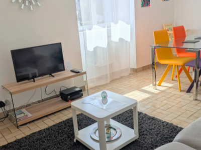 Ingride Tallet - Rue Coste - L'Essentiel