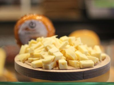 Marché de pays à Dienne