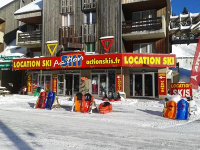 Action Ski