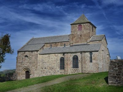 Visite libre de l'église de Bredons