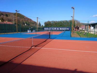 Terrain de tennis de Massiac