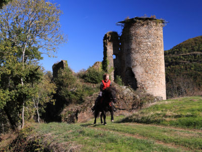 Tour du château d'Aurouze