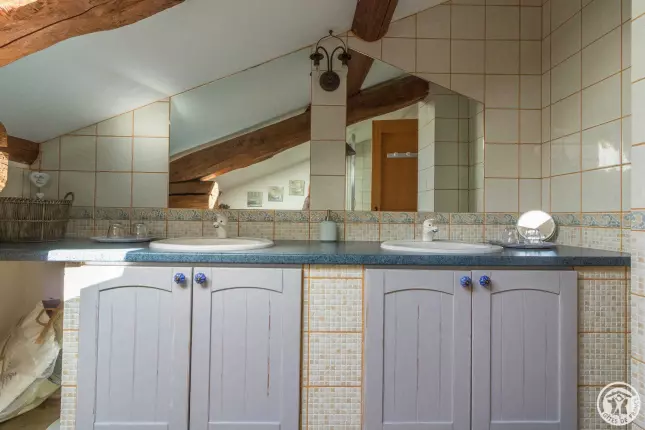 La Ferme de Menoun, THIL