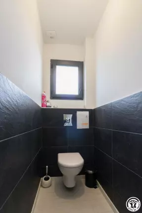 La Villa - Piscine et Jacuzzi, MERVILLE