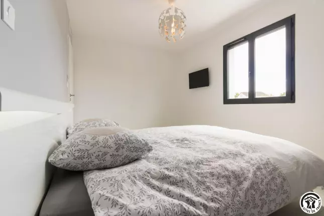 La Villa - Piscine et Jacuzzi, MERVILLE