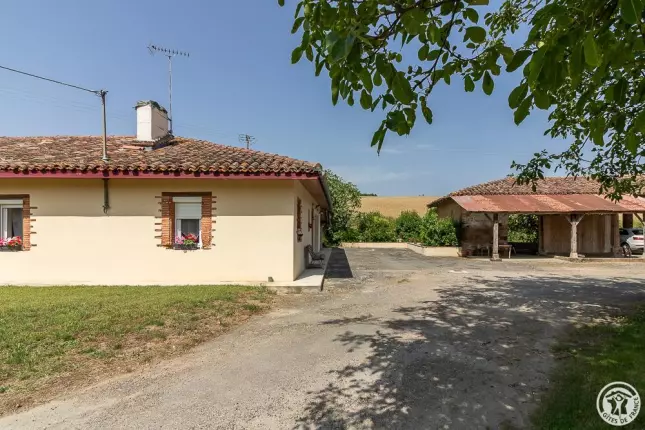 Gîte En Magnet, LE CASTERA
