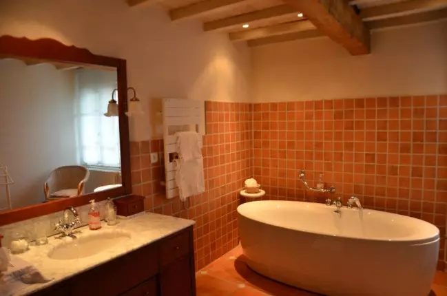 La P'tite Cour, MONTAIGUT-SUR-SAVE