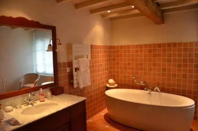 La P'tite Cour, MONTAIGUT-SUR-SAVE