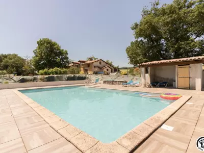 LA FERME DE MENOUN, THIL