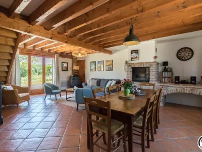 LA FERME DE MENOUN, THIL