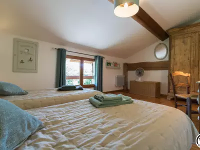 LA FERME DE MENOUN, THIL