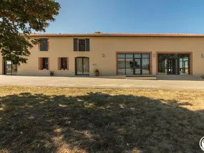 DOMAINE LE CAPROUGEAT - CAMPAGNE CHIC, DAUX