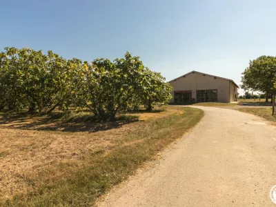 DOMAINE LE CAPROUGEAT - CAMPAGNE, DAUX