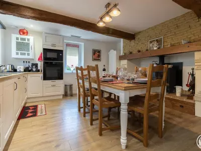 GÎTE EN MAGNET, LE CASTERA