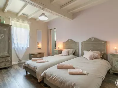 GÎTE EN MAGNET, LE CASTERA