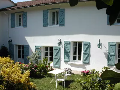 LA P'TITE COUR, MONTAIGUT-SUR-SAVE