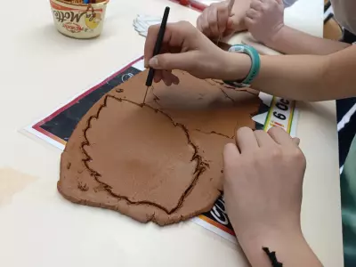 ATELIER PARENTS-ENFANTS DÉCOUVERTE POTERIE, LARRA