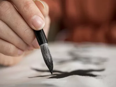 INITIATION À LA CALLIGRAPHIE