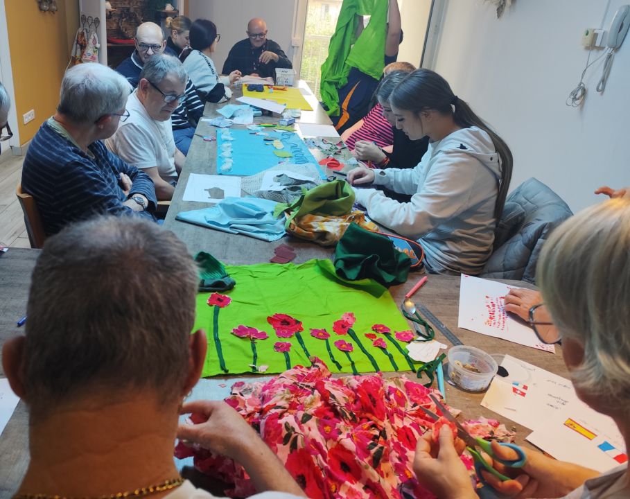Atelier textile Des drapeaux pour ma ville à Frontignan