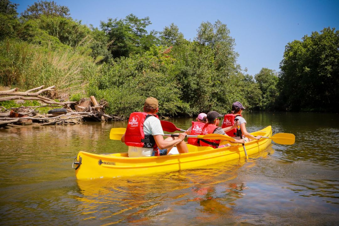bayou-canoe_1