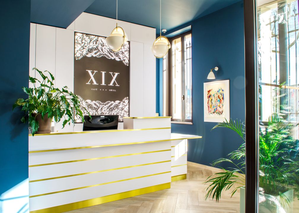 Front Desk - Hôtel XIX_1