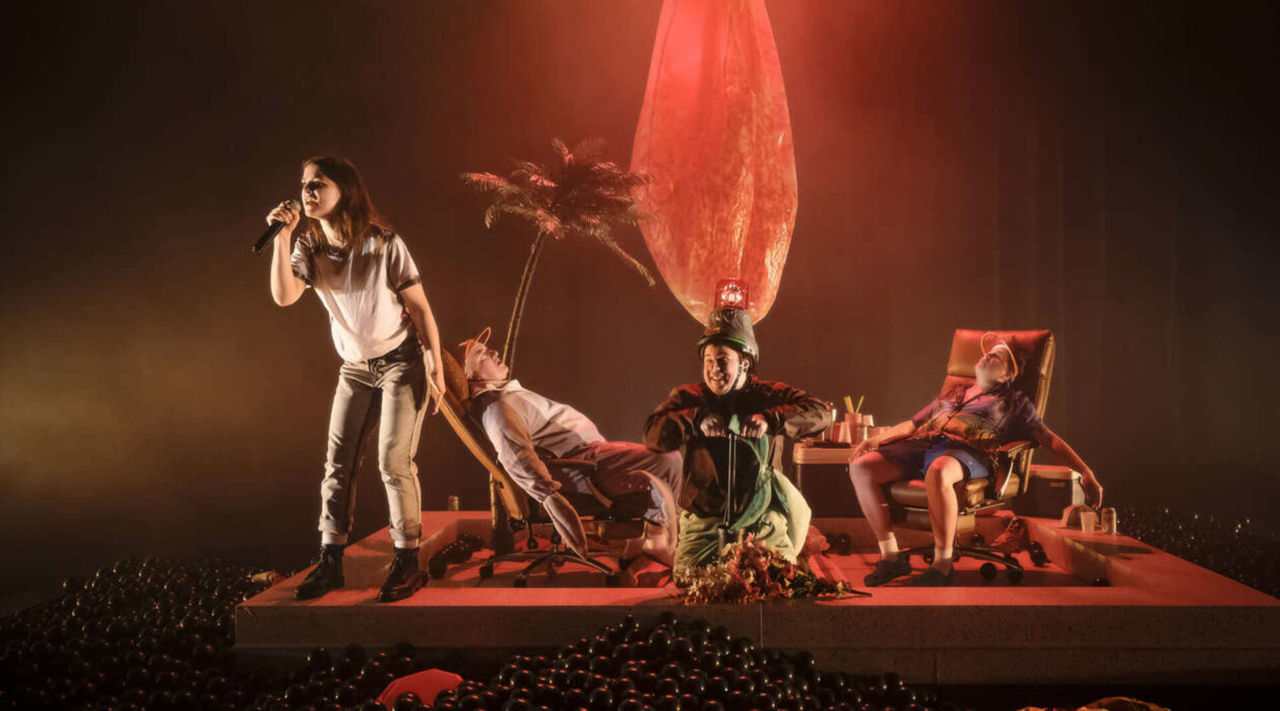 Le poids des fourmis par Théâtre Bluff_Béziers_1